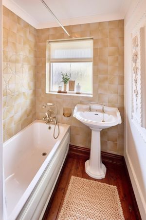 Photo 35- click for photo gallery